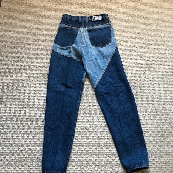 Doubled jeans with mom jean fit - Picture 4 of 6